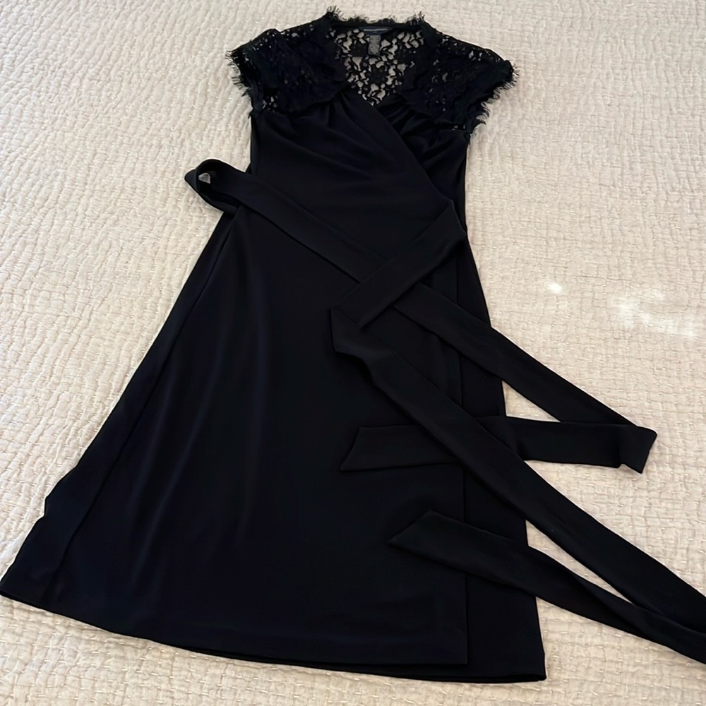 Banana Republic lace wrap dress black size XS